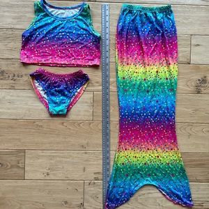 Mermaid skirt cover up with matching tankini suit. Girls size 5-7.